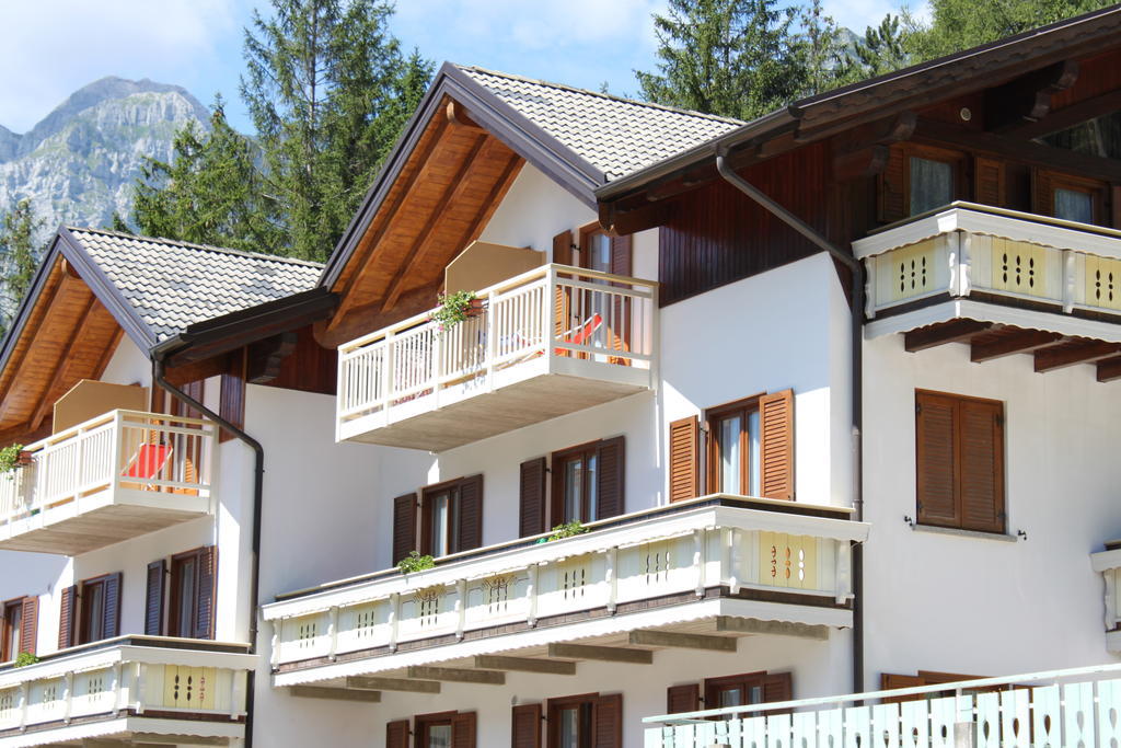 Appartamenti Residenza Pineta Molveno Phòng bức ảnh